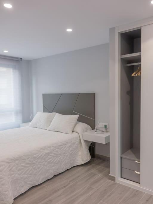 Sakura Homes Ponferrada Centro 8 Plazas Экстерьер фото