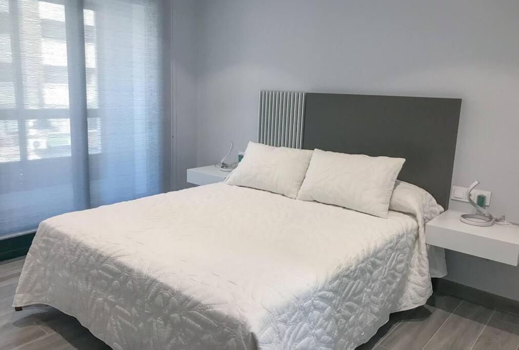 Sakura Homes Ponferrada Centro 8 Plazas Экстерьер фото