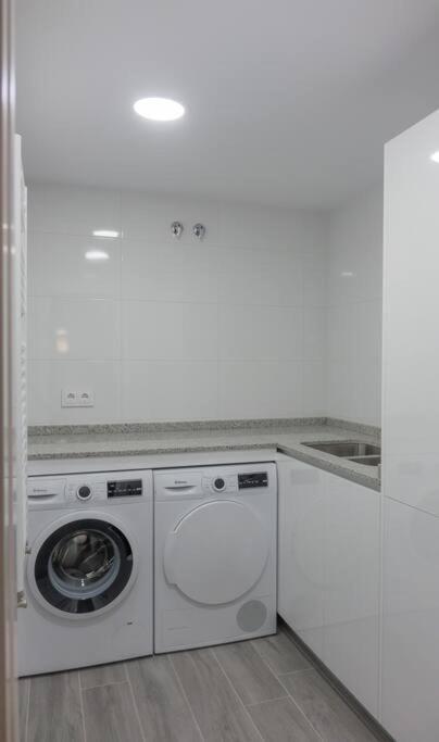 Sakura Homes Ponferrada Centro 8 Plazas Экстерьер фото
